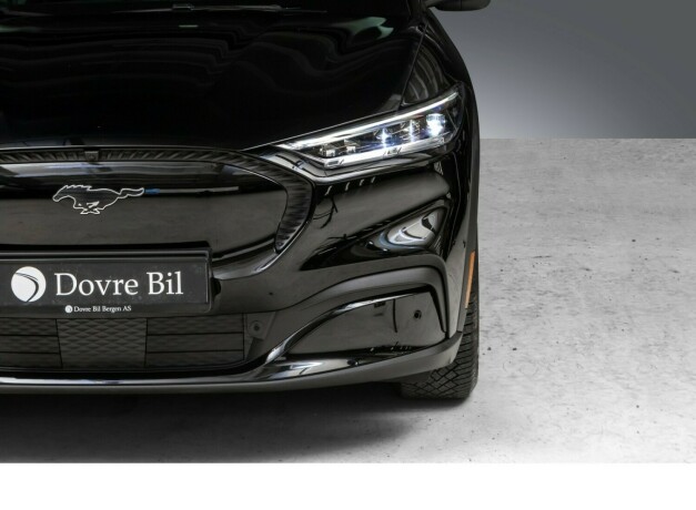 ford-mustang-mach-e-elektrisitet-2023-big-2