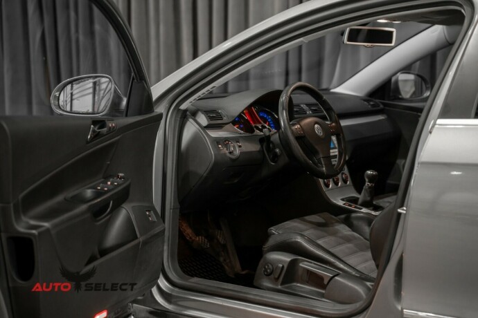 volkswagen-passat-diesel-2007-big-8