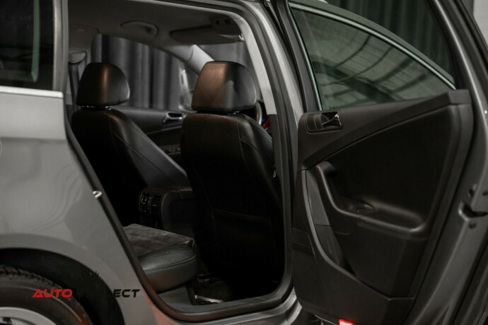 volkswagen-passat-diesel-2007-big-28