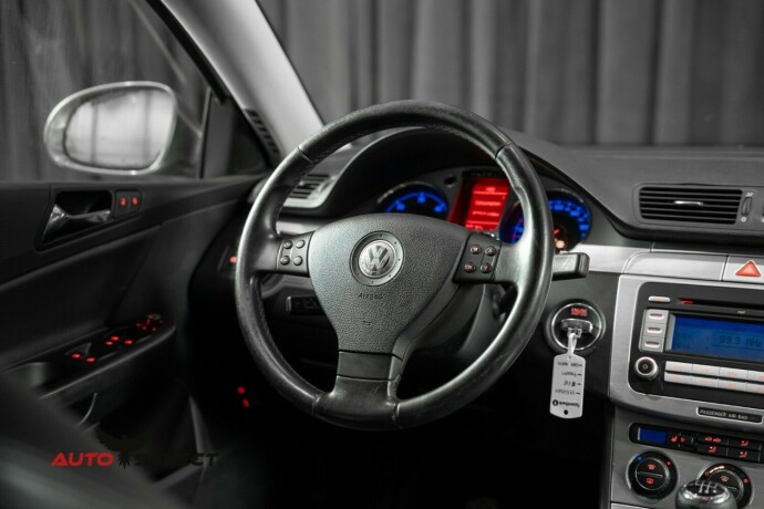 volkswagen-passat-diesel-2007-big-14