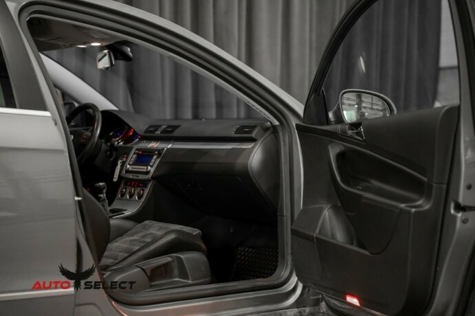 volkswagen-passat-diesel-2007-big-30