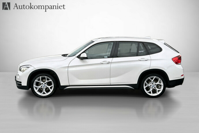 bmw-x1-bensin-2013-big-2