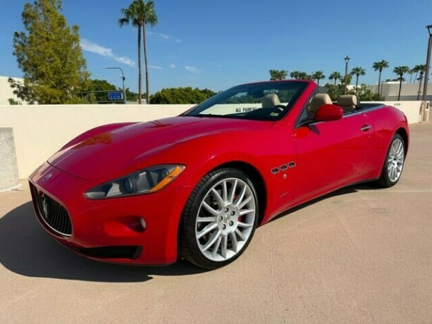 maserati-granturismo-bensin-2011-big-23