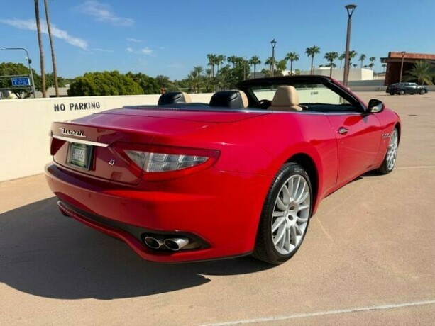 maserati-granturismo-bensin-2011-big-18