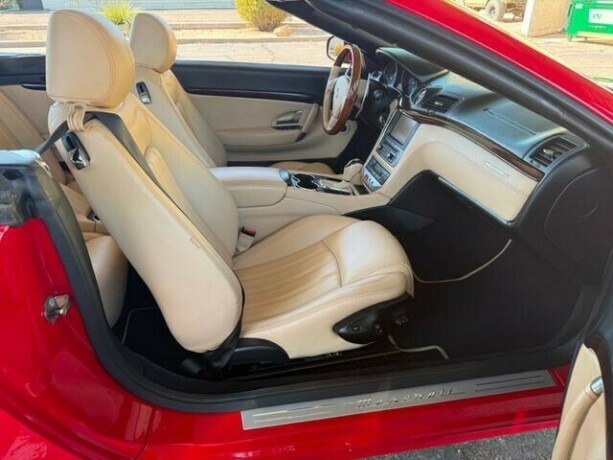 maserati-granturismo-bensin-2011-big-10