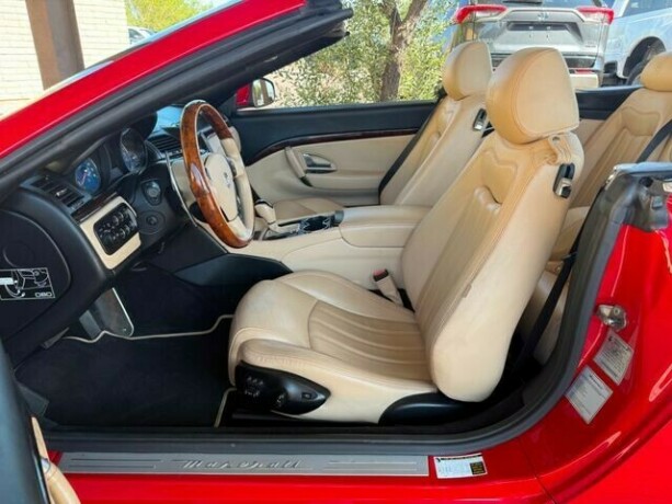 maserati-granturismo-bensin-2011-big-14