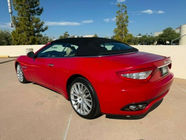maserati-granturismo-bensin-2011-big-19