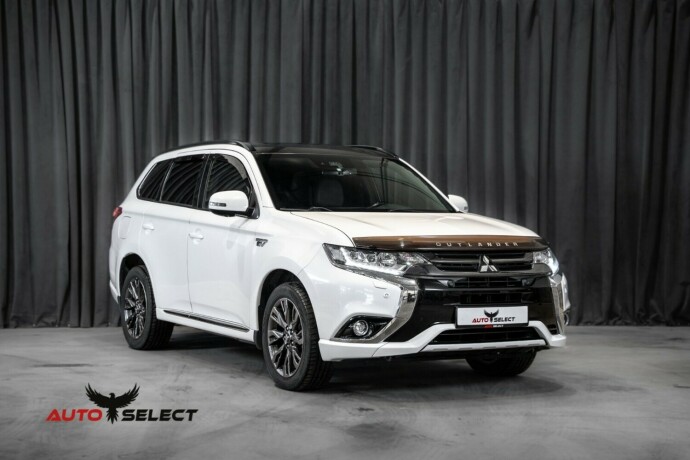mitsubishi-outlander-elektrisitetbensin-2018-big-3