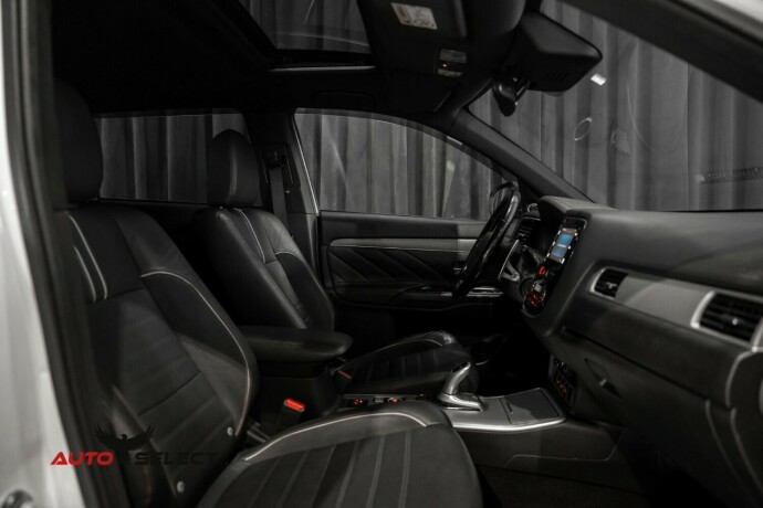 mitsubishi-outlander-elektrisitetbensin-2018-big-19