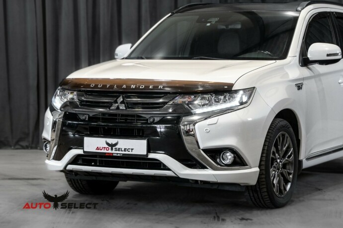 mitsubishi-outlander-elektrisitetbensin-2018-big-6