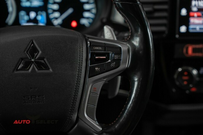 mitsubishi-outlander-elektrisitetbensin-2018-big-33