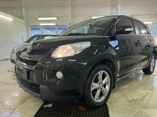 toyota-urban-cruiser-diesel-2010-big-1
