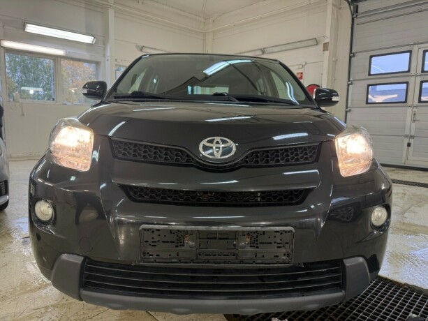 toyota-urban-cruiser-diesel-2010-big-8