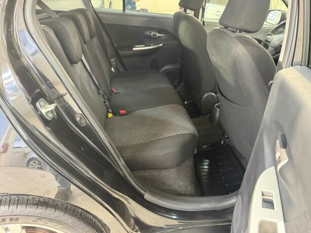 toyota-urban-cruiser-diesel-2010-big-19