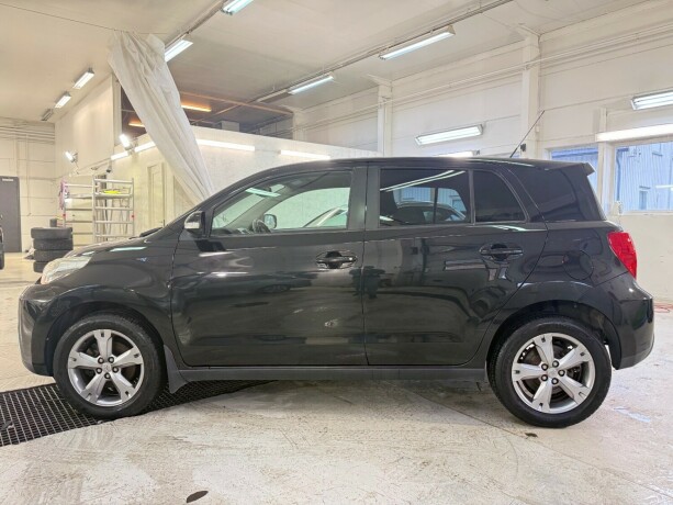 toyota-urban-cruiser-diesel-2010-big-2