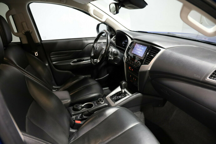 mitsubishi-l200-diesel-2022-big-8