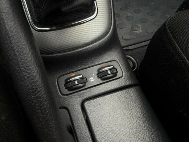 toyota-avensis-bensin-2007-big-20