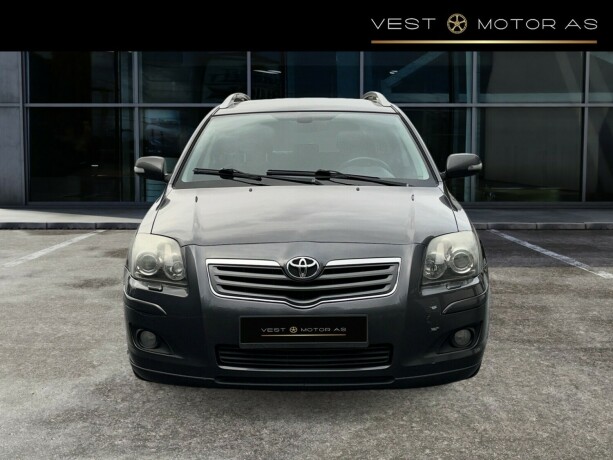 toyota-avensis-bensin-2007-big-1