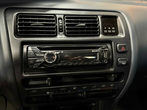 toyota-corolla-bensin-1993-big-25