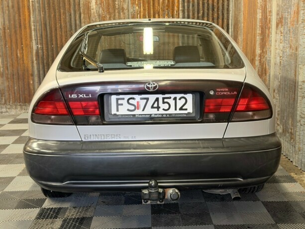 toyota-corolla-bensin-1993-big-15