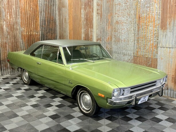 dodge-dart-bensin-1972-big-1