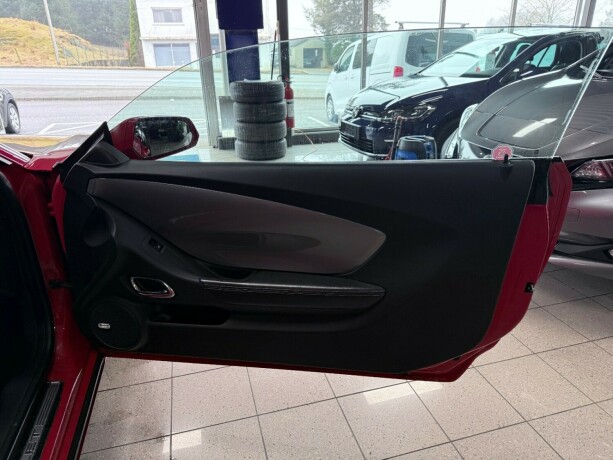 chevrolet-camaro-bensin-2010-big-26