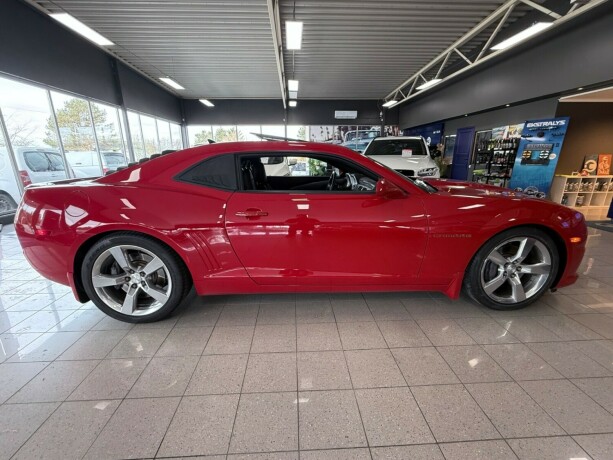 chevrolet-camaro-bensin-2010-big-8