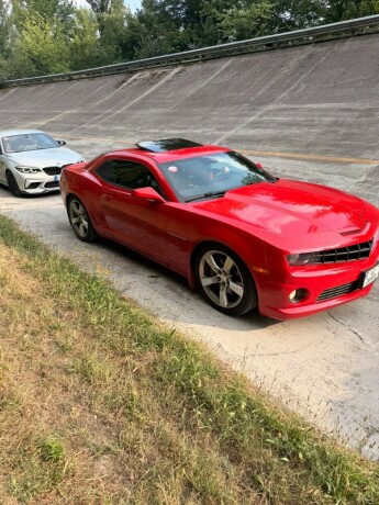 chevrolet-camaro-bensin-2010-big-14