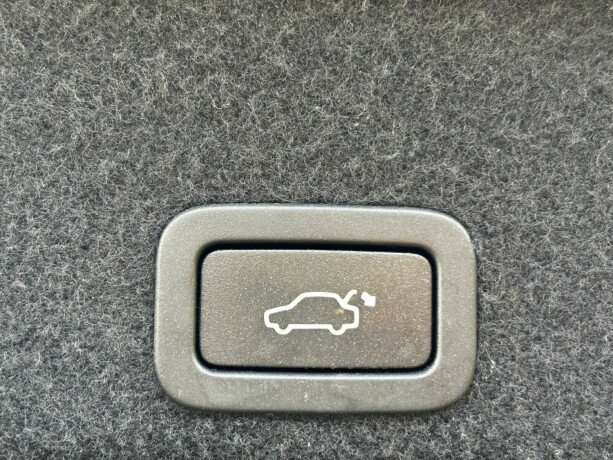 volvo-xc-60-diesel-2016-big-40