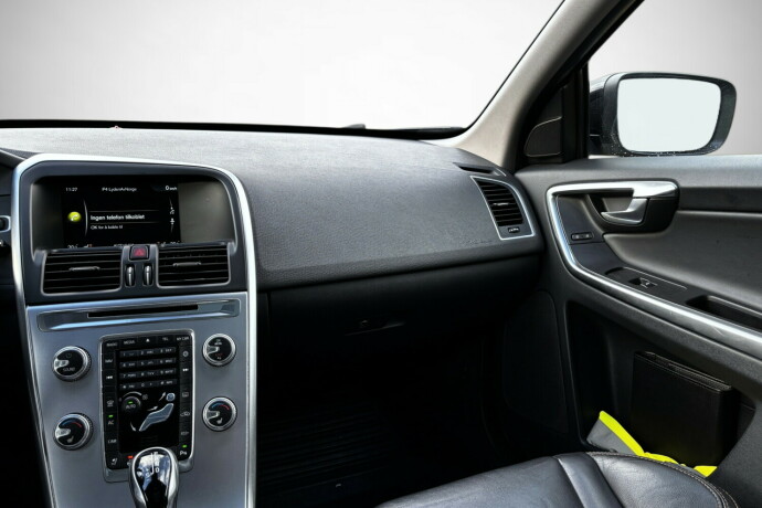 volvo-xc-60-diesel-2016-big-32