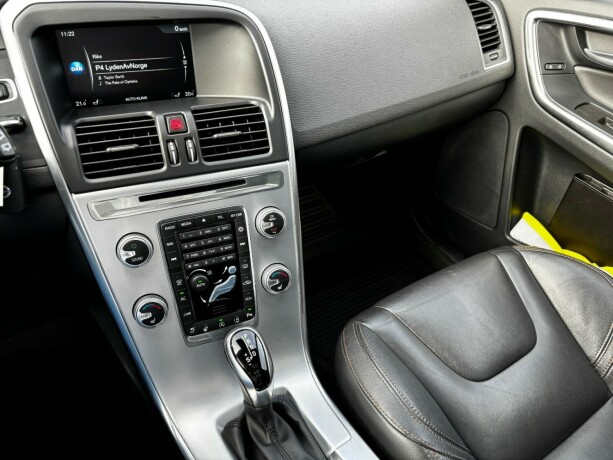 volvo-xc-60-diesel-2016-big-22