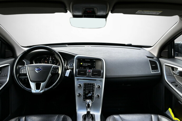 volvo-xc-60-diesel-2016-big-35