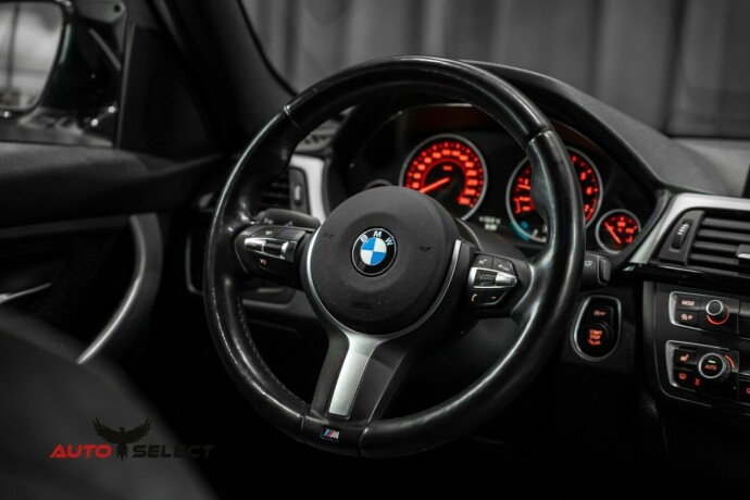 bmw-320i-bensin-2013-big-25
