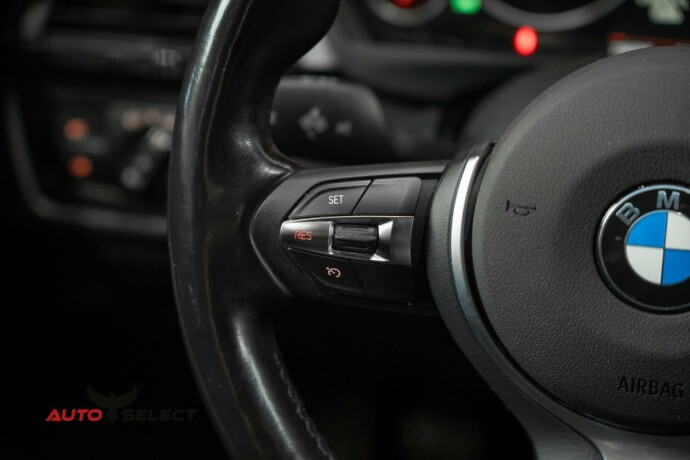 bmw-320i-bensin-2013-big-28