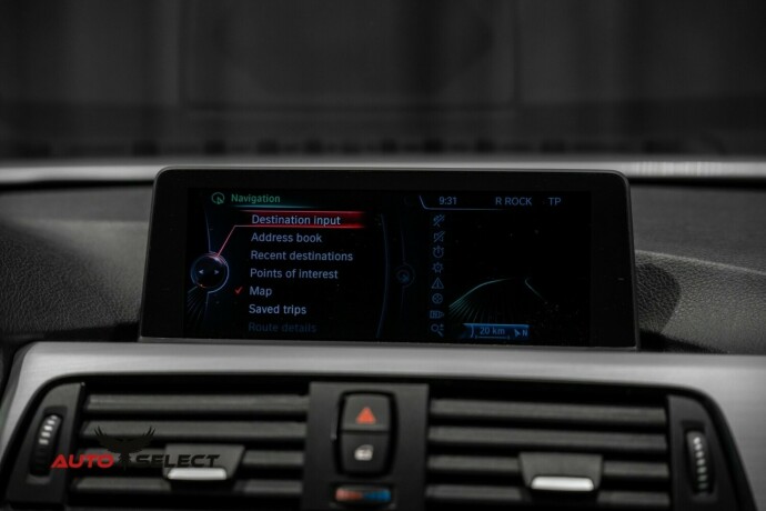 bmw-320i-bensin-2013-big-37