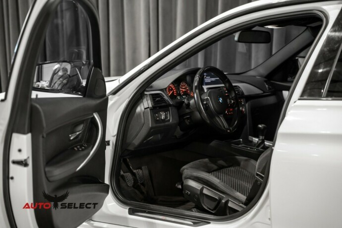 bmw-320i-bensin-2013-big-20