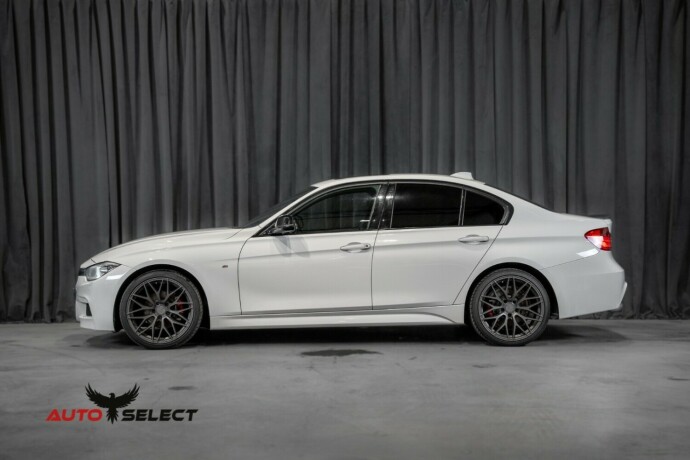 bmw-320i-bensin-2013-big-7