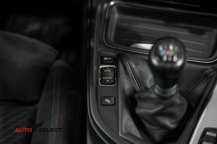 bmw-320i-bensin-2013-big-32