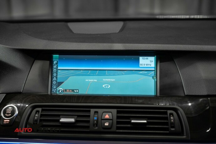 bmw-525d-diesel-2011-big-45