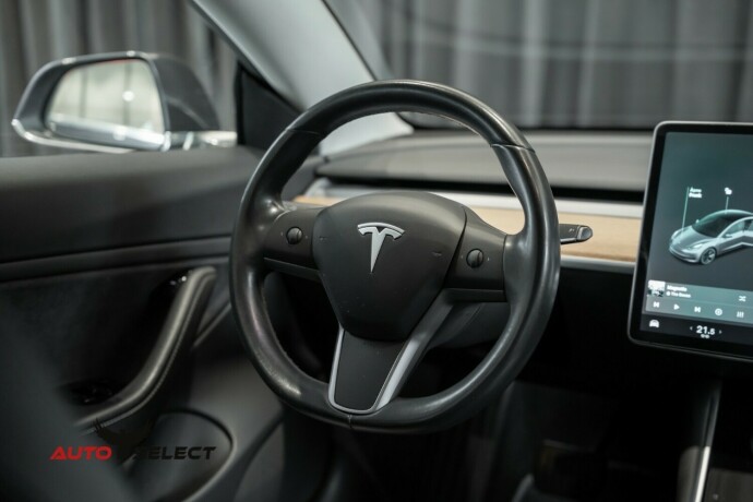 tesla-model-3-elektrisitet-2019-big-27