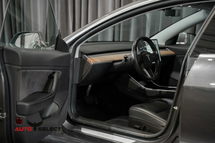 tesla-model-3-elektrisitet-2019-big-21