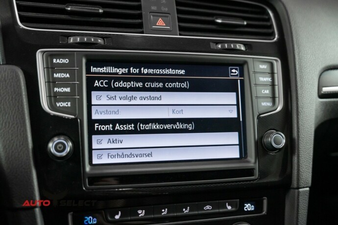 volkswagen-golf-vii-plug-in-petrol-2015-big-40