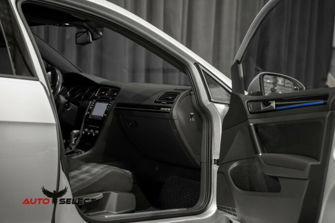 volkswagen-golf-vii-plug-in-petrol-2015-big-17