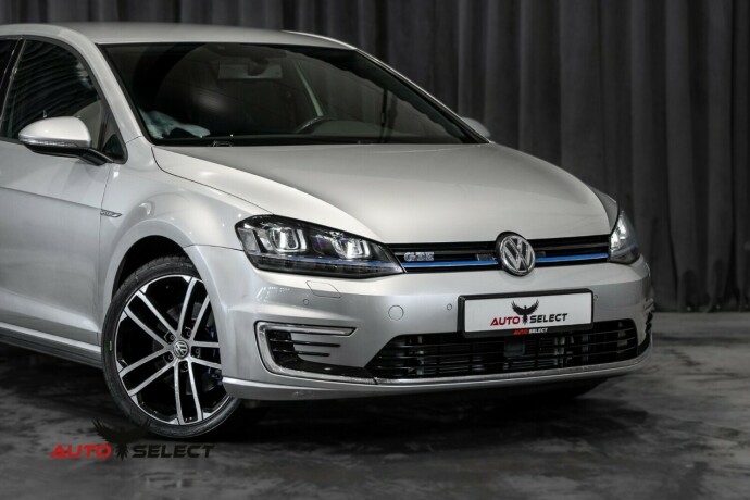 volkswagen-golf-vii-plug-in-petrol-2015-big-1