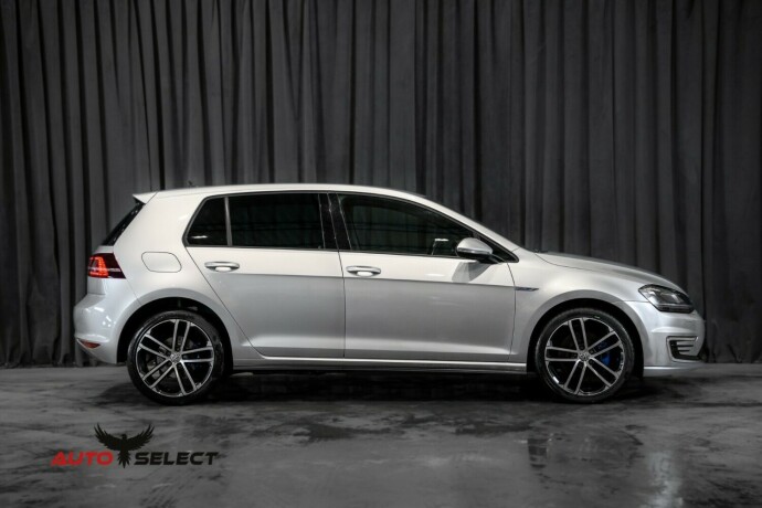 volkswagen-golf-vii-plug-in-petrol-2015-big-11