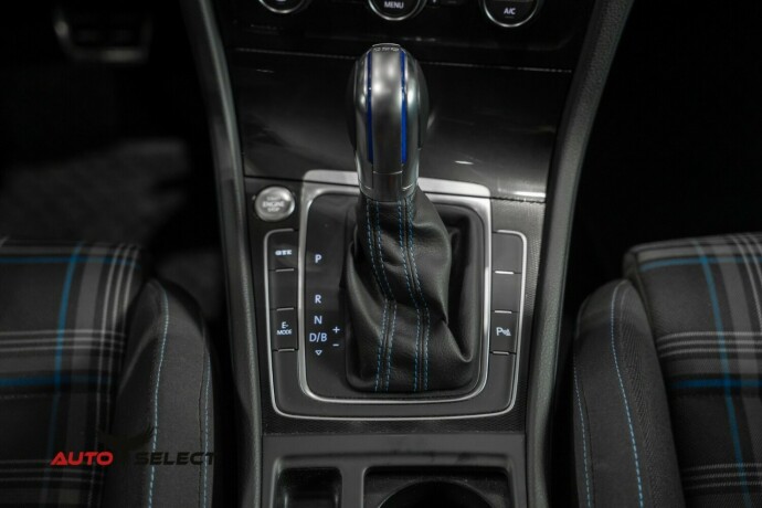 volkswagen-golf-vii-plug-in-petrol-2015-big-32
