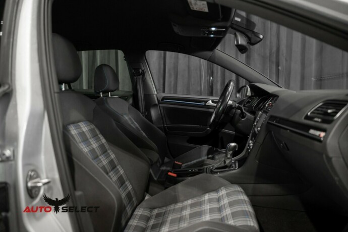 volkswagen-golf-vii-plug-in-petrol-2015-big-18