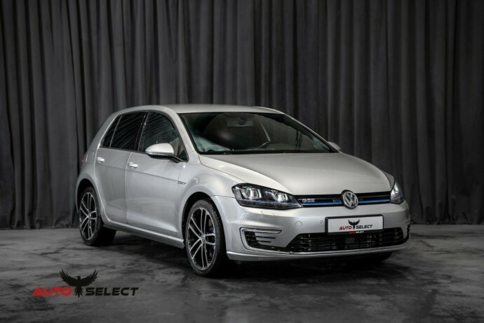 volkswagen-golf-vii-plug-in-petrol-2015-big-3