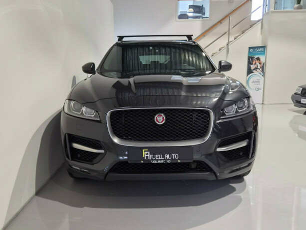 jaguar-f-pace-diesel-2017-big-3
