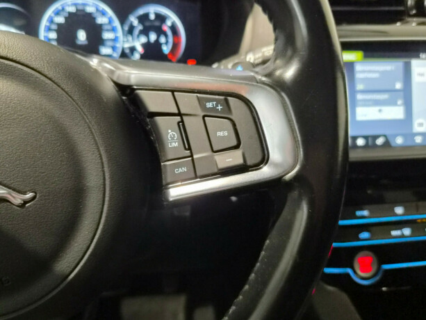 jaguar-f-pace-diesel-2017-big-24